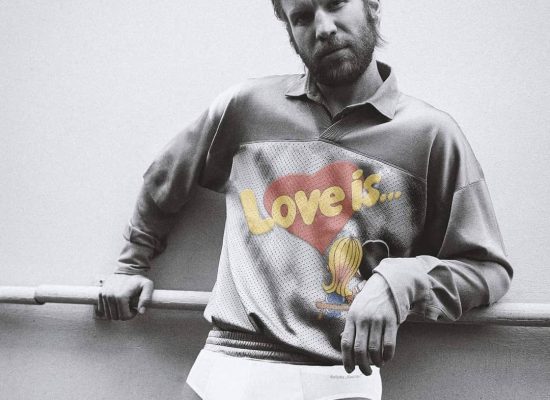 Без стыда и без табу? Психолог о домашней наготе и детях на примере истории Ивана Дорна